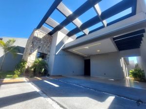 Casa-Térrea em Vila Planalto