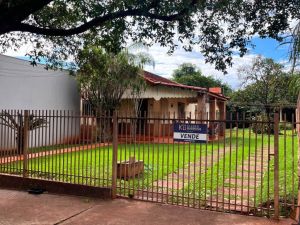 Casa-Térrea em Centro
