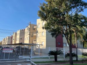 Apartamento em Monte Castelo