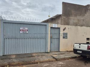 Casa-Térrea-Condomínio em Santo Antônio