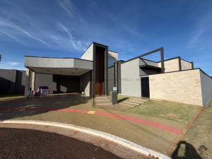 Casa-Térrea-Condomínio em Condomínio Resort Porto Royale