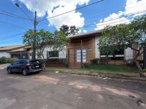 Casa-Térrea em Tayamã Park
