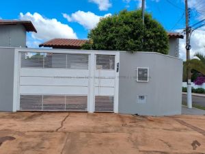 Casa-Térrea em Mata do Jacinto