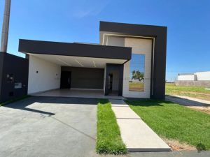 Casa-Térrea-Condomínio em Vivere do Lago