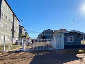 Apartamento em Jardim Centenário