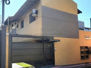 Sobrado-Condomínio em Vila do Polonês