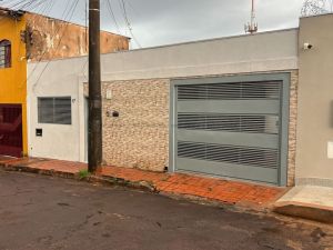 Casa-Térrea em Estrela do Sul