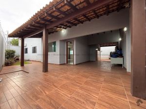 Casa-Térrea em Vila Vilas Boas