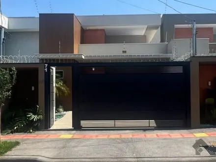 Casa-Térrea em Rita Vieira