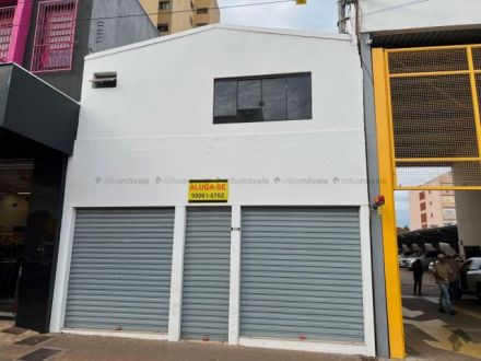 Sala / Salão / Loja em Centro