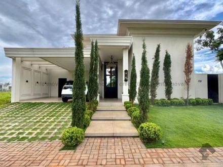 Casa-Térrea-Condomínio em Riviera Home Club