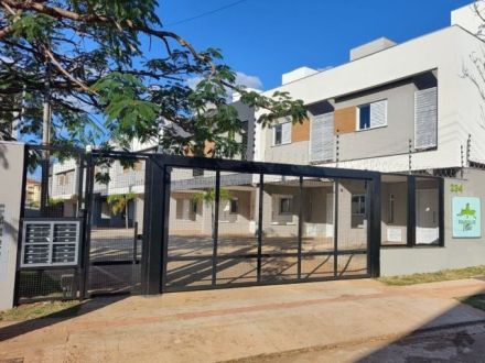 Sobrado-Condomínio em Cidade Jardim