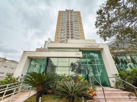 Apartamento em Jardim dos Estados