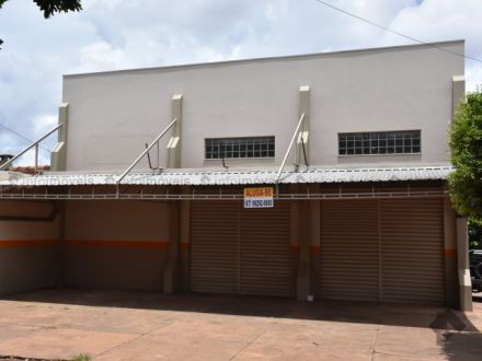 Sala / Salão / Loja em Taquarussú
