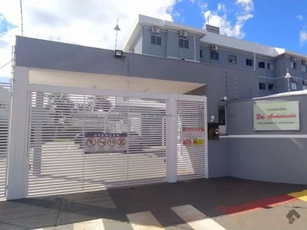 Apartamento em Vila Ipiranga