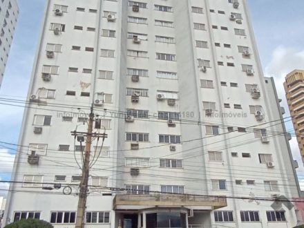 Apartamento em Centro