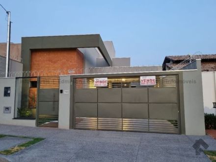 Casa-Térrea em Carandá Bosque III
