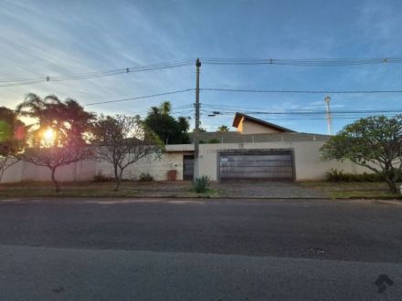 Casa-Térrea em Vila Nascente