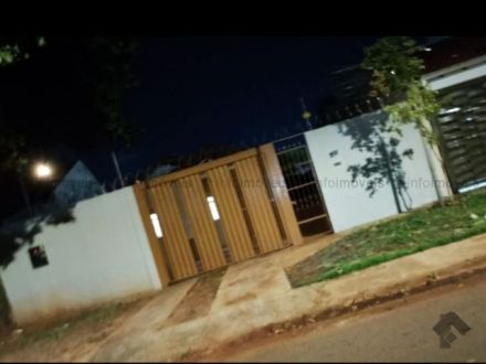 Casa-Térrea em Vila Manoel Taveira