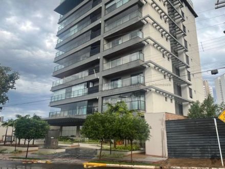 Apartamento em Vivendas do Bosque