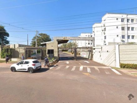 Apartamento em Pioneiros
