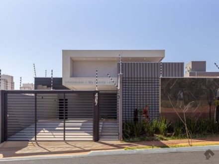 Casa-Térrea em Vila Morumbi