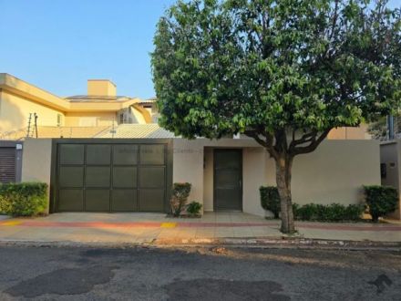 Casa-Térrea em Giocondo Orsi