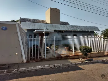 Sobrado em Amambaí