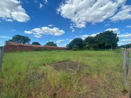 Terreno em Jardim Lagoa Dourada