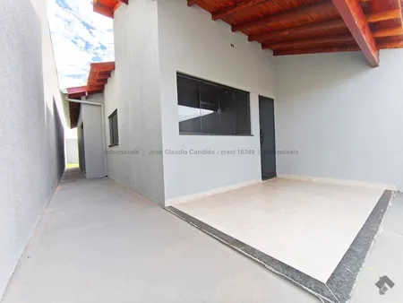 Casa-Térrea em Residencial Figueiras do Parque