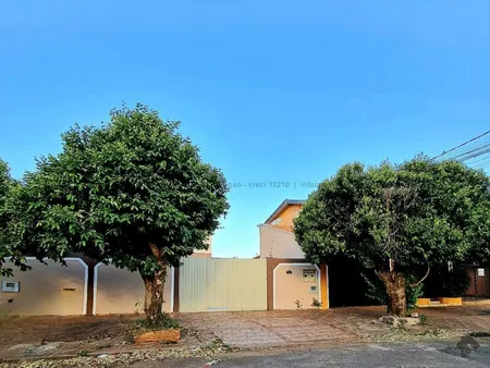 Casa Comercial em Santo Antônio