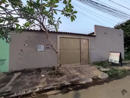 Casa-Térrea em Silvia Regina