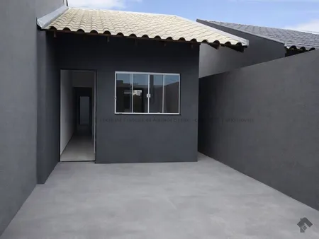 Casa-Térrea em Silvia Regina