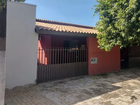 Casa-Térrea em Vila Donária