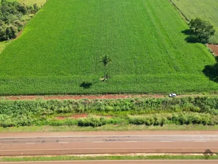 Chácara em Zona Rural