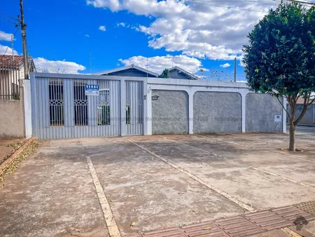 Casa-Térrea em Vila Almeida