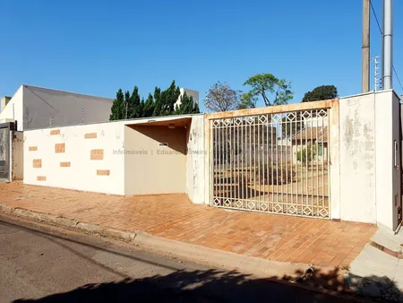 Casa-Térrea em Carandá Bosque III