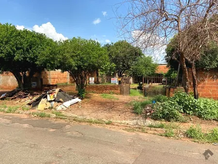Casa-Térrea em Vila Piratininga