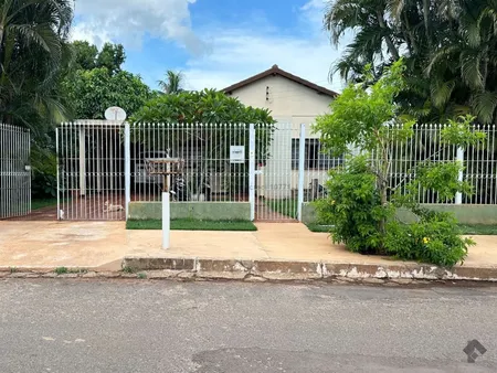 Casa-Térrea em Nova Campo Grande