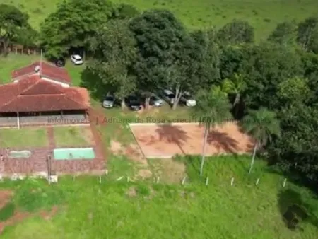 Sitio em Zona Rural