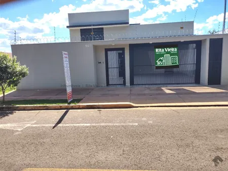 Casa-Térrea em Rita Vieira