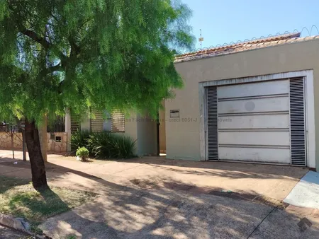 Casa-Térrea em Vila Piratininga