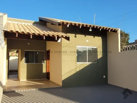 Casa-Térrea em Jardim Columbia