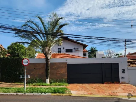 Sobrado em Vivendas do Bosque