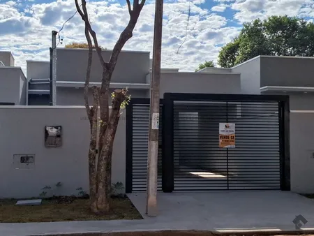 Casa-Térrea em Vila Marambaia