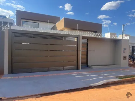 Casa-Térrea em Loteamento Água Limpa Park