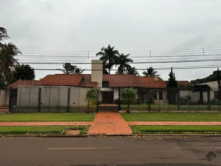 Casa-Térrea em Vila Tonani I
