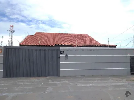 Casa-Térrea em Vila Almeida