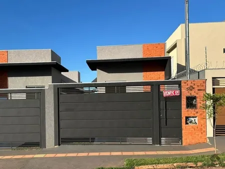 Casa-Térrea em Loteamento Água Limpa Park