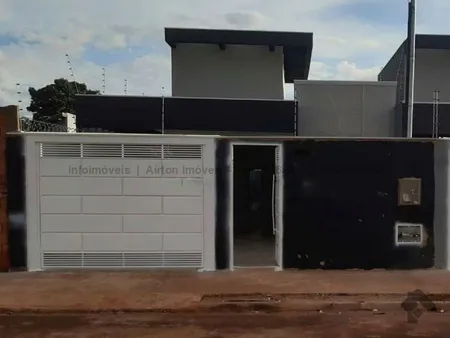 Casa-Térrea em Rita Vieira